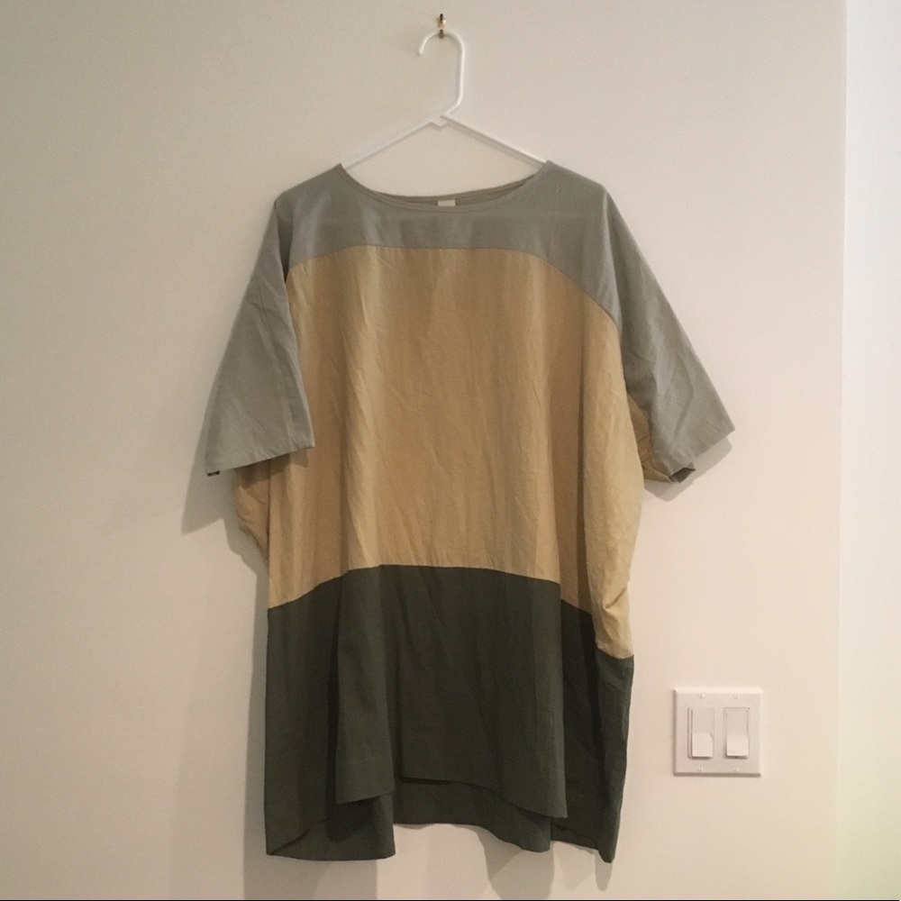 Beautiful UZI NYC tunic tri-color!